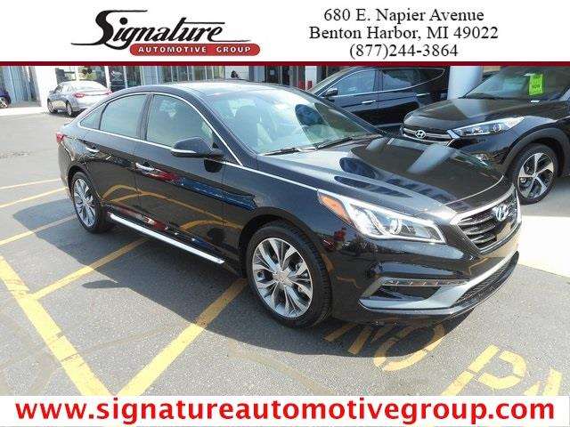 2017 Hyundai Sonata Limited 2.0T 4dr Sedan